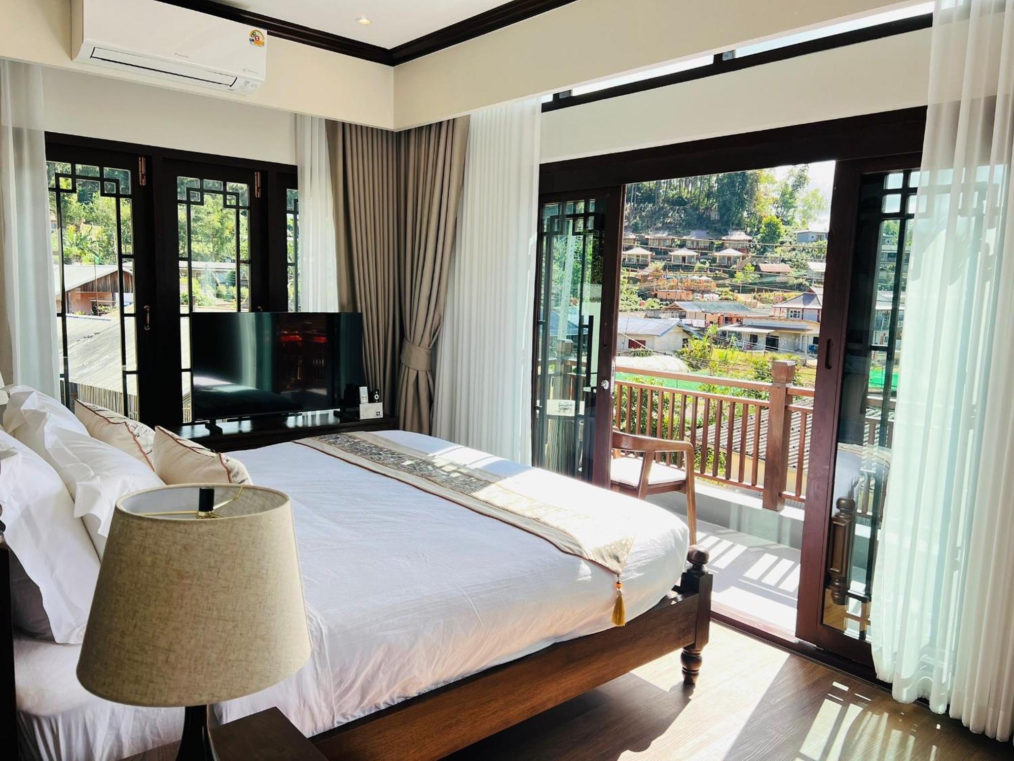 Longlai Kezhan Ban Rak Thai Bagian luar foto
